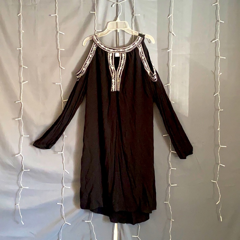 Peek-a-boo shoulder long sleeve black dress